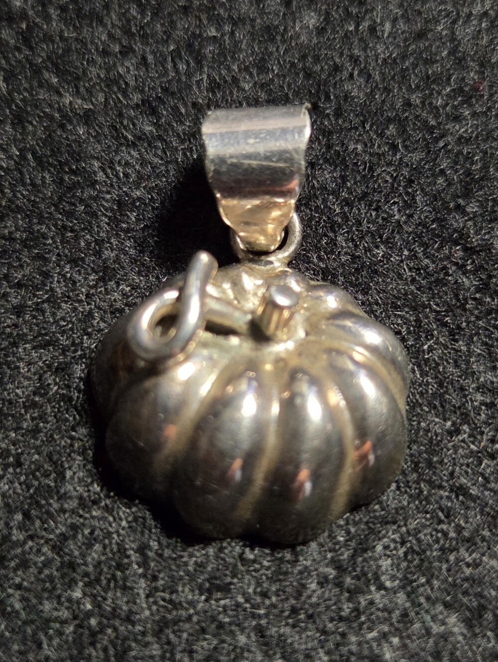 Sterling Solid Pumpkin 1 1/8" Pendant 4.4 g